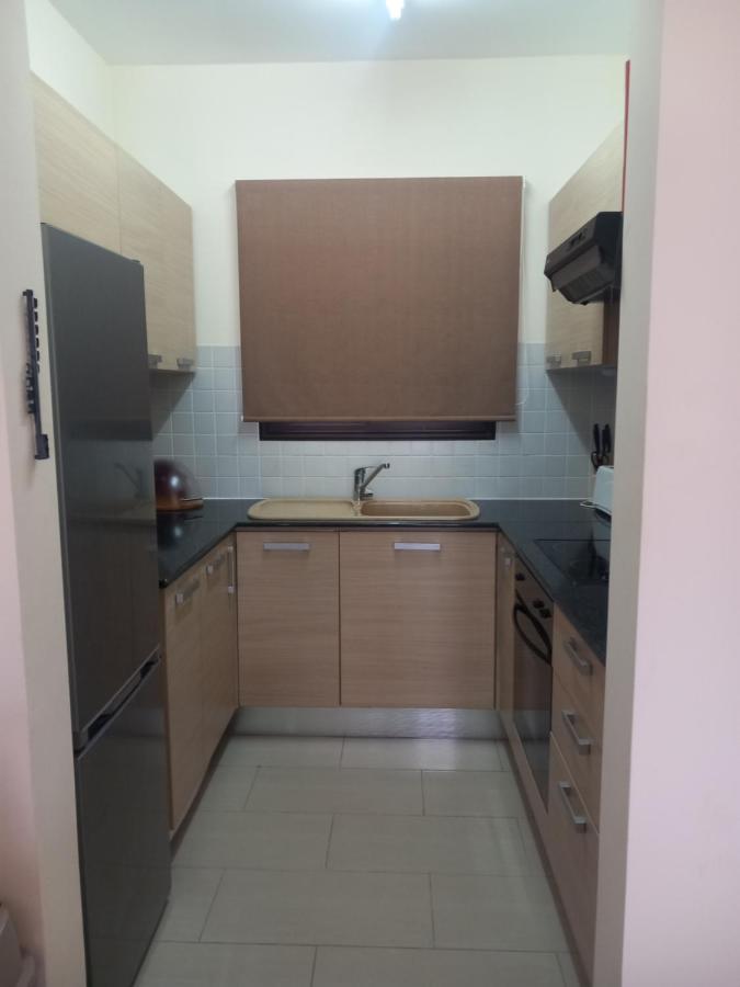 Barlee'S Apartment Paralímni Eksteriør bilde