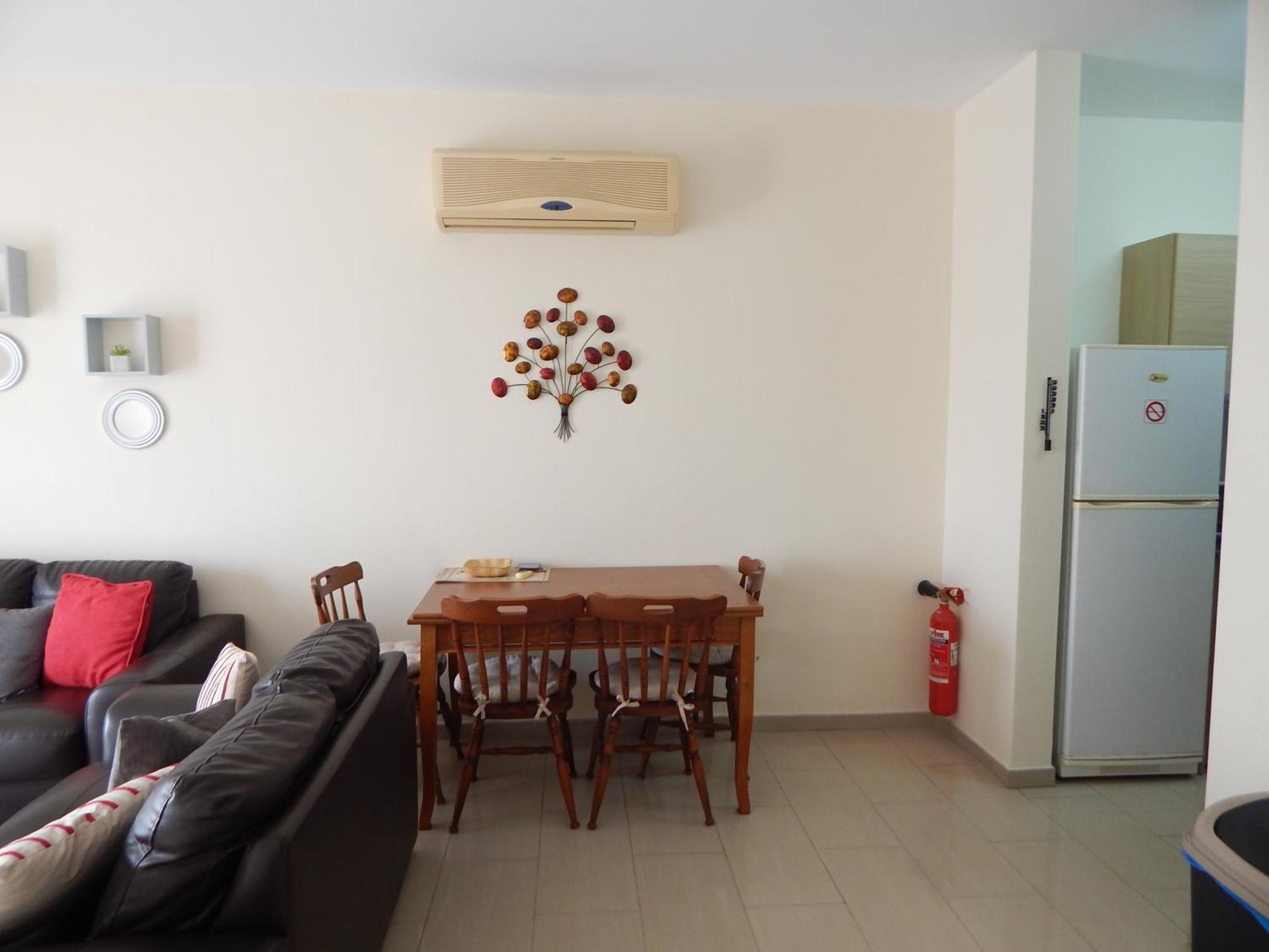 Barlee'S Apartment Paralímni Eksteriør bilde